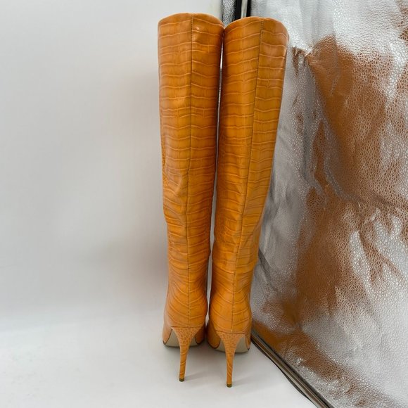 Orange Boot - Picture 4 of 11